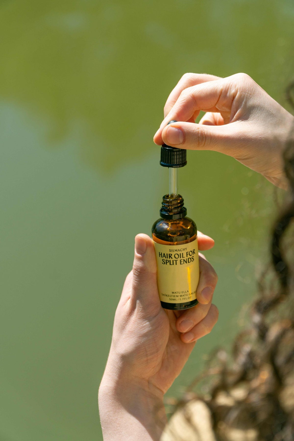 Hair oil for split ends